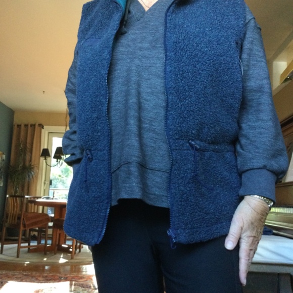 Columbia reversible teal vest - Picture 3 of 7